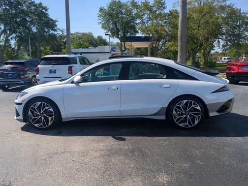 2025 Hyundai IONIQ 6 Limited