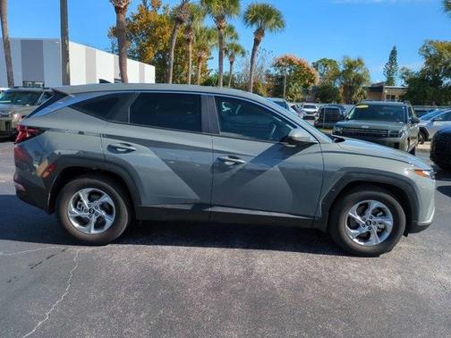 2024 Hyundai TUCSON SE