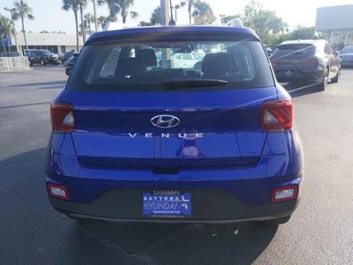 2023 Hyundai VENUE Limited