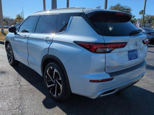 2022 Mitsubishi Outlander SEL