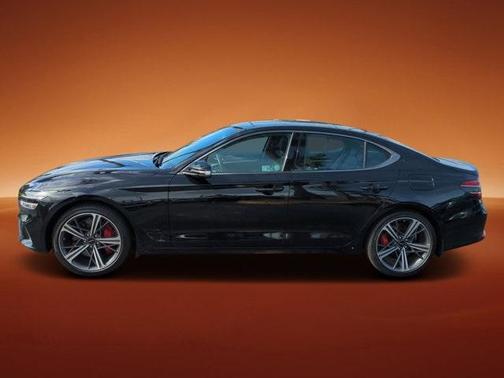 2024 Genesis G70 2.5T