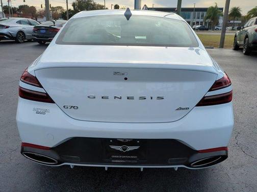 2025 Genesis G70 2.5T