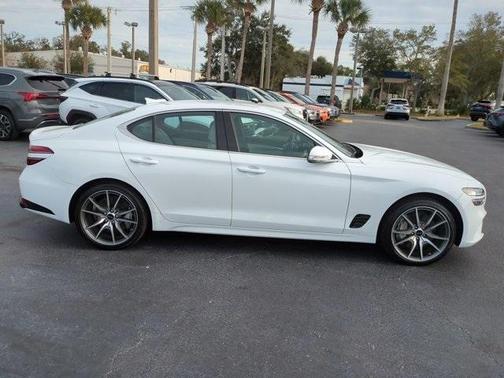 2025 Genesis G70 2.5T