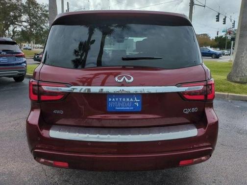 2022 INFINITI QX80 SENSORY