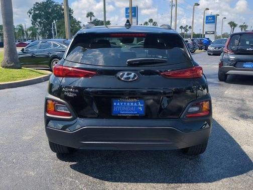 2020 Hyundai KONA SEL Plus