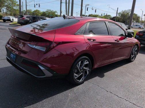 2025 Hyundai ELANTRA SEL Sport