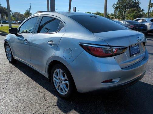 2017 Toyota Yaris iA Base