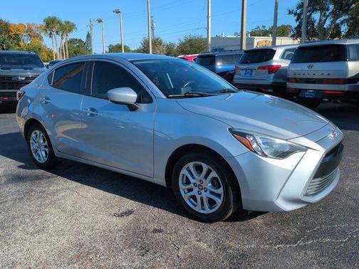 2017 Toyota Yaris iA Base