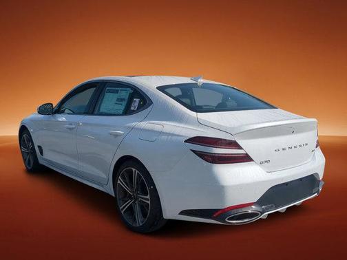 2025 Genesis G70 2.5T