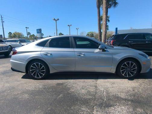 2020 Hyundai SONATA Limited