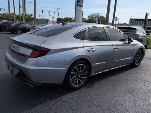 Shimmering Silver Pearl 2020 Hyundai SONATA Limited