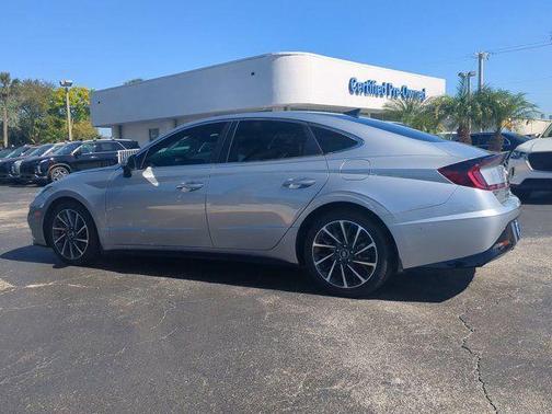 2020 Hyundai SONATA Limited