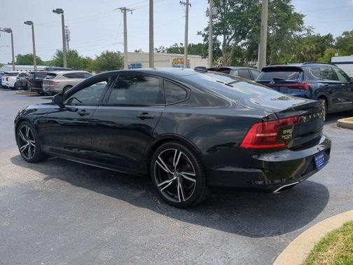 2020 Volvo S90 T6 R-Design
