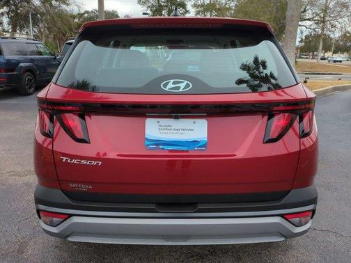 2026 Hyundai TUCSON SE