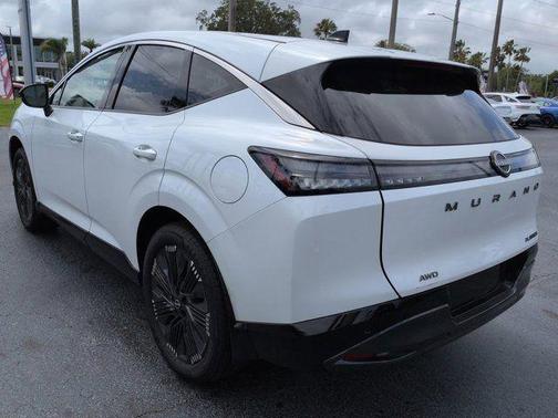 Everest White P 2026 Nissan Murano Platinum