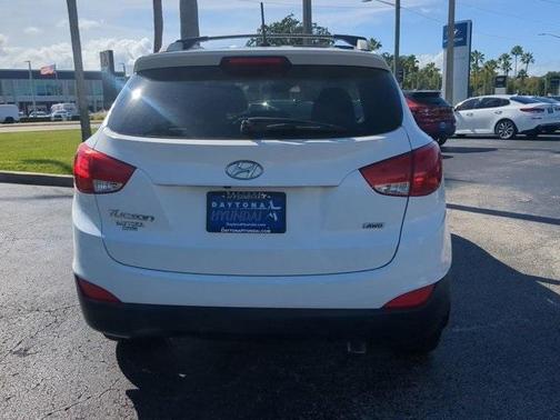 2014 Hyundai TUCSON SE