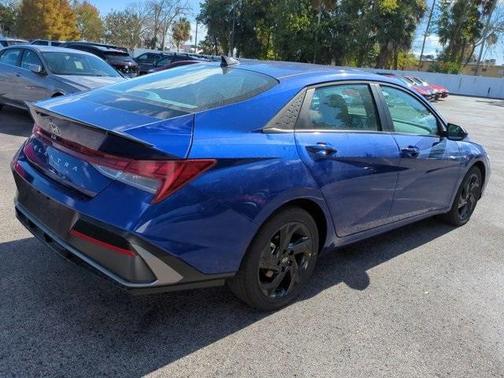 2026 Hyundai ELANTRA SEL