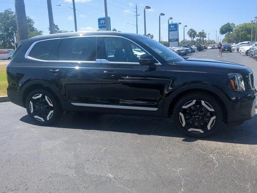 2023 Kia Telluride EX