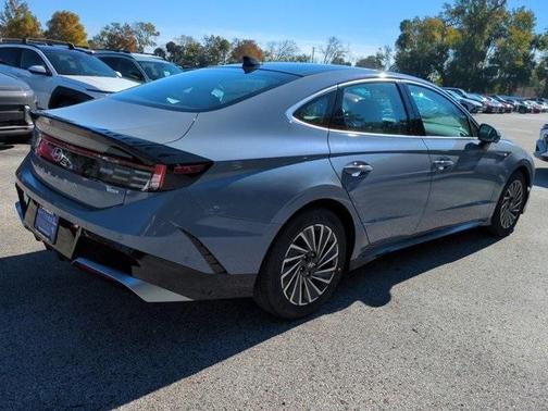 2026 Hyundai SONATA Hybrid Limited