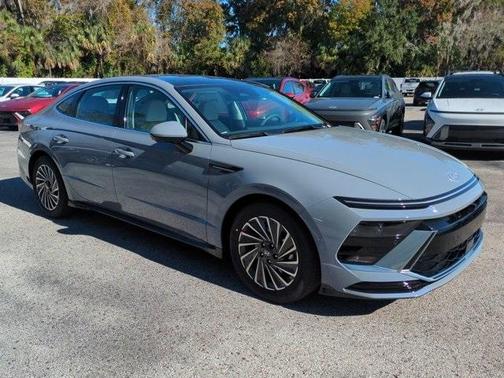 2026 Hyundai SONATA Hybrid Limited