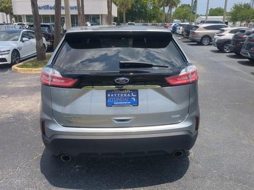 2020 Ford Edge SE