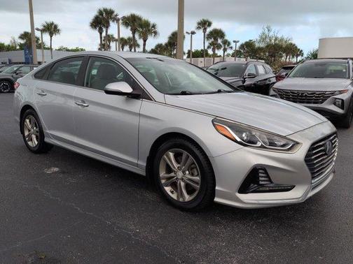Symphony Silver 2018 Hyundai SONATA SEL