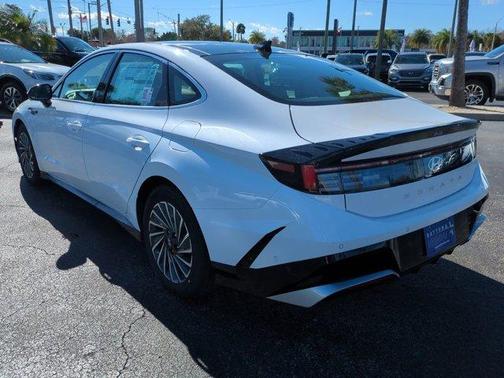 2026 Hyundai SONATA Hybrid Limited