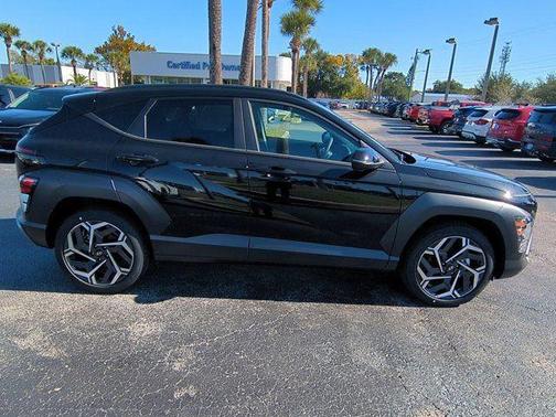 Abyss Black Pearl 2026 Hyundai KONA SEL Premium