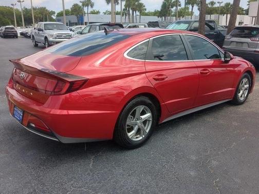 2021 Hyundai SONATA SE