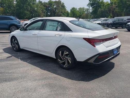 2025 Hyundai ELANTRA HEV Limited