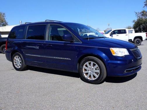Photo 2 of 24 of 2015 Chrysler Town & Country Touring