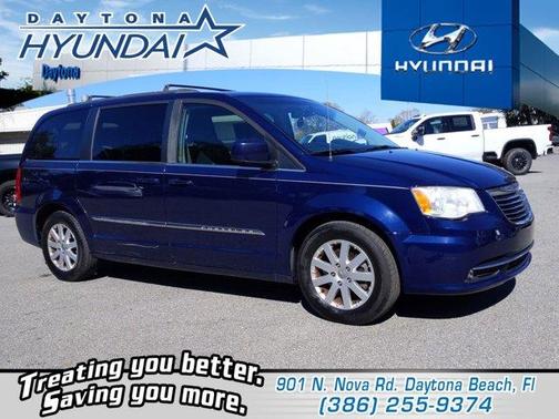 Photo 1 of 24 of 2015 Chrysler Town & Country Touring
