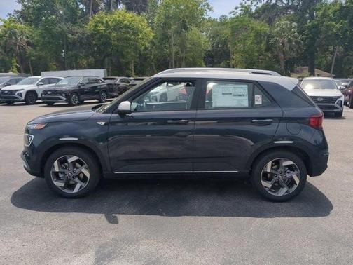 2025 Hyundai VENUE Limited