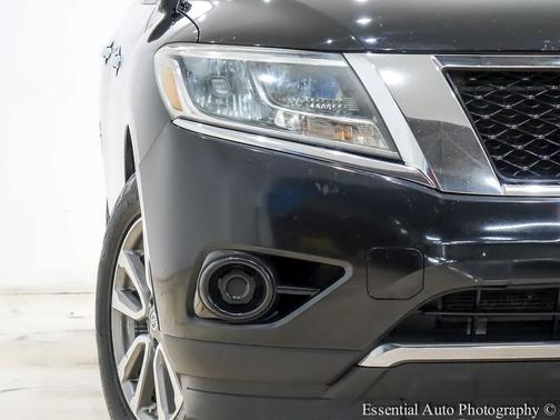 2015 Nissan Pathfinder SV