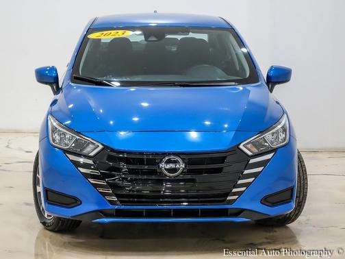 2023 Nissan Versa 1.6 SV