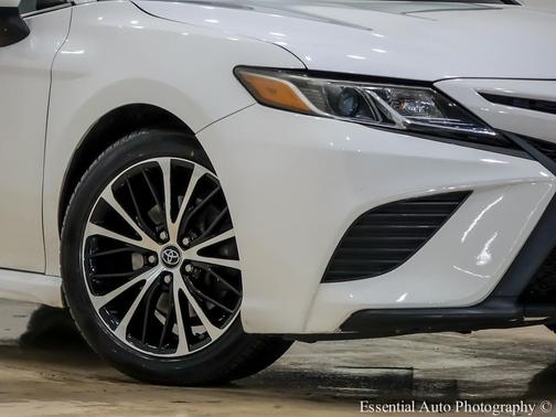 2019 Toyota Camry XLE