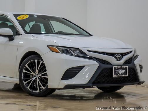 2019 Toyota Camry XLE
