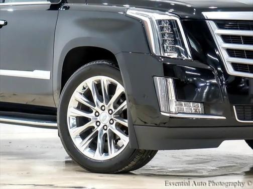 2019 Cadillac Escalade Luxury