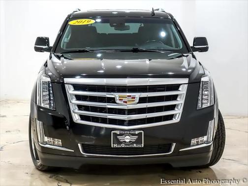 2019 Cadillac Escalade Luxury