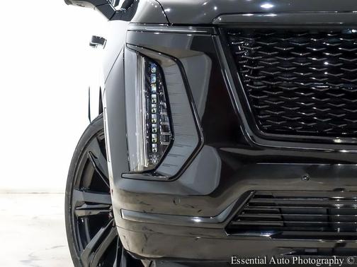 2025 Cadillac Escalade Sport