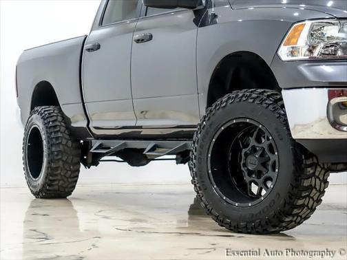 2020 RAM 1500 Classic SLT