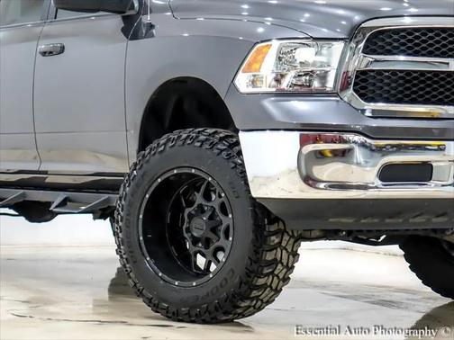 2020 RAM 1500 Classic SLT