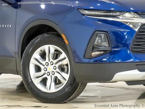 Blue Glow Metallic 2022 Chevrolet Blazer 2LT