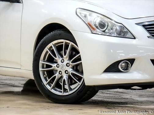2011 INFINITI G37x Base