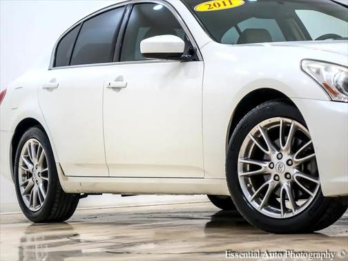 2011 INFINITI G37x Base