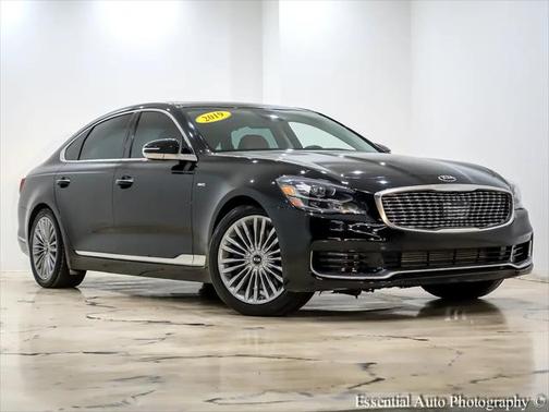 2019 Kia K900 Luxury