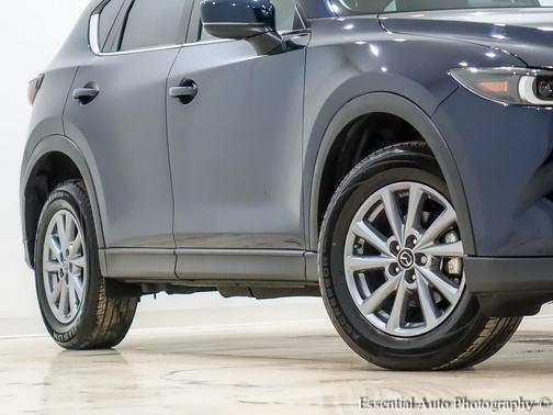 2023 Mazda CX-5 2.5 S Preferred Package