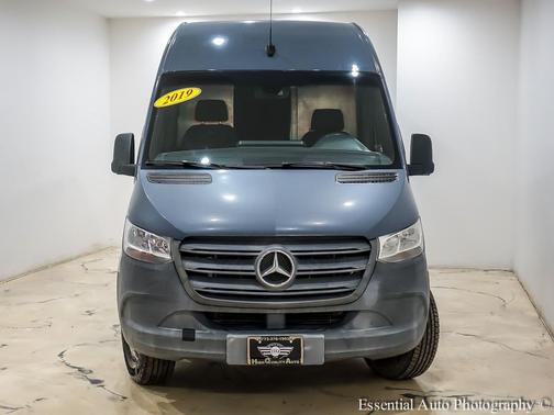 2019 Mercedes-Benz Sprinter 2500 Standard Roof