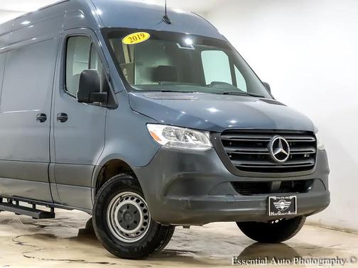 2019 Mercedes-Benz Sprinter 2500 Standard Roof
