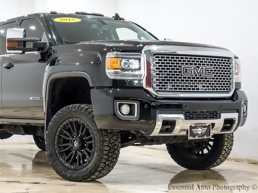 2015 GMC Sierra 2500 Denali